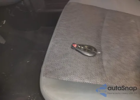 2017 Ram 1500 Big Horn 4X4 5'7 Box z USA, uszkodzony, nr VIN 1C6RR7LT2HS750387